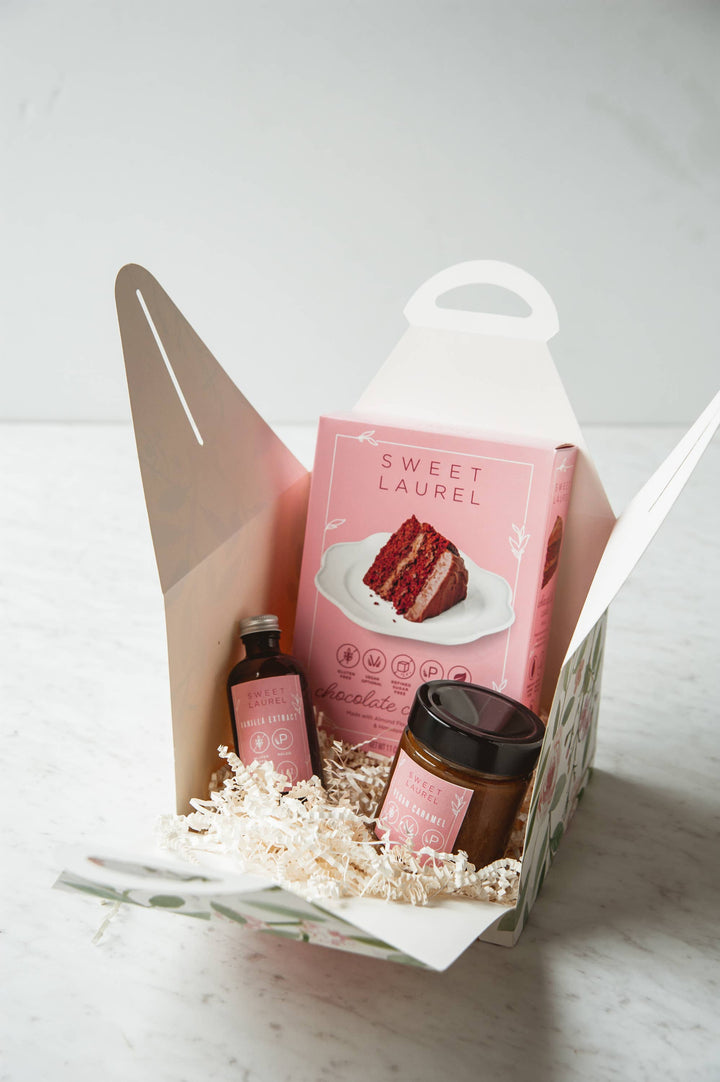Sweet Laurel Cake Kit